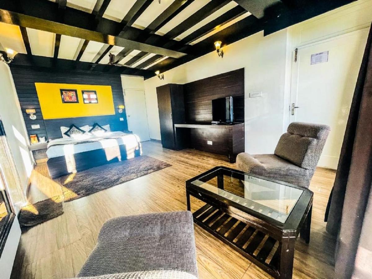 Hotel Sangeet Šimla Exteriér fotografie